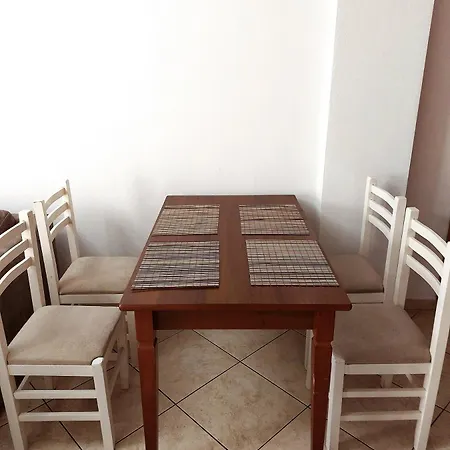 в 2 мин от моря Apartmán
