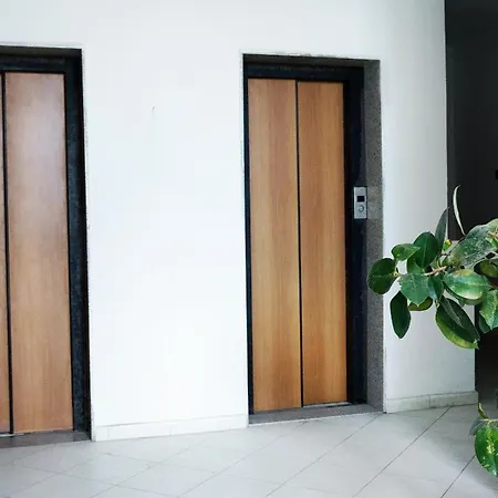 в 2 мин от моря *