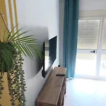 в 2 мин от моря Apartmán Durrës